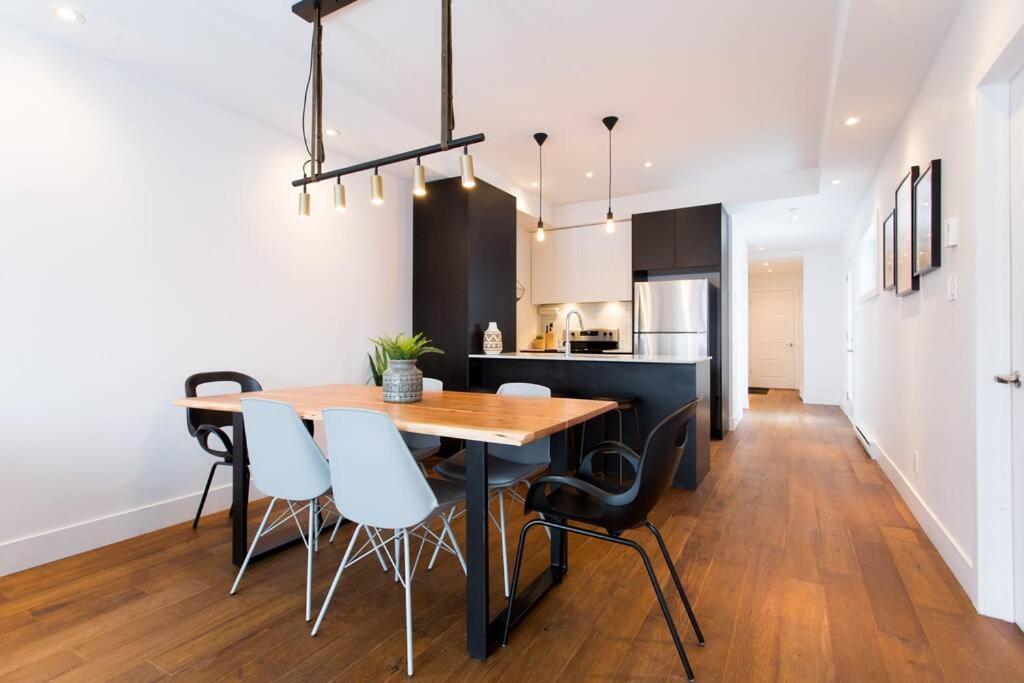 Sleek Condo In The Heart Of Little Italy By Den Stays モントリオール エクステリア 写真